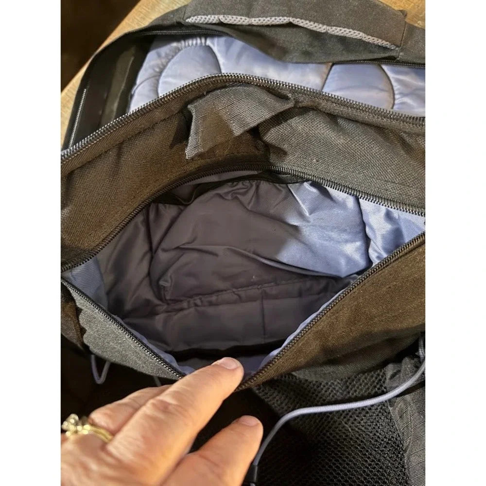 Vintage Nike Black Grey Padded Laptop Backpack Mesh Bungee RN 56323